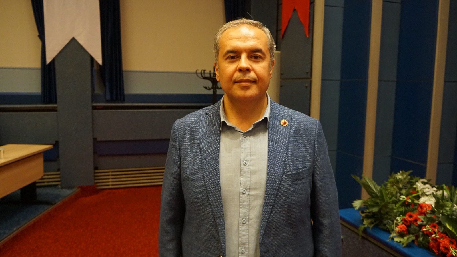 CHP'li Özgür Özer : " Büyükşehirde parsel satışı devam ediyor "